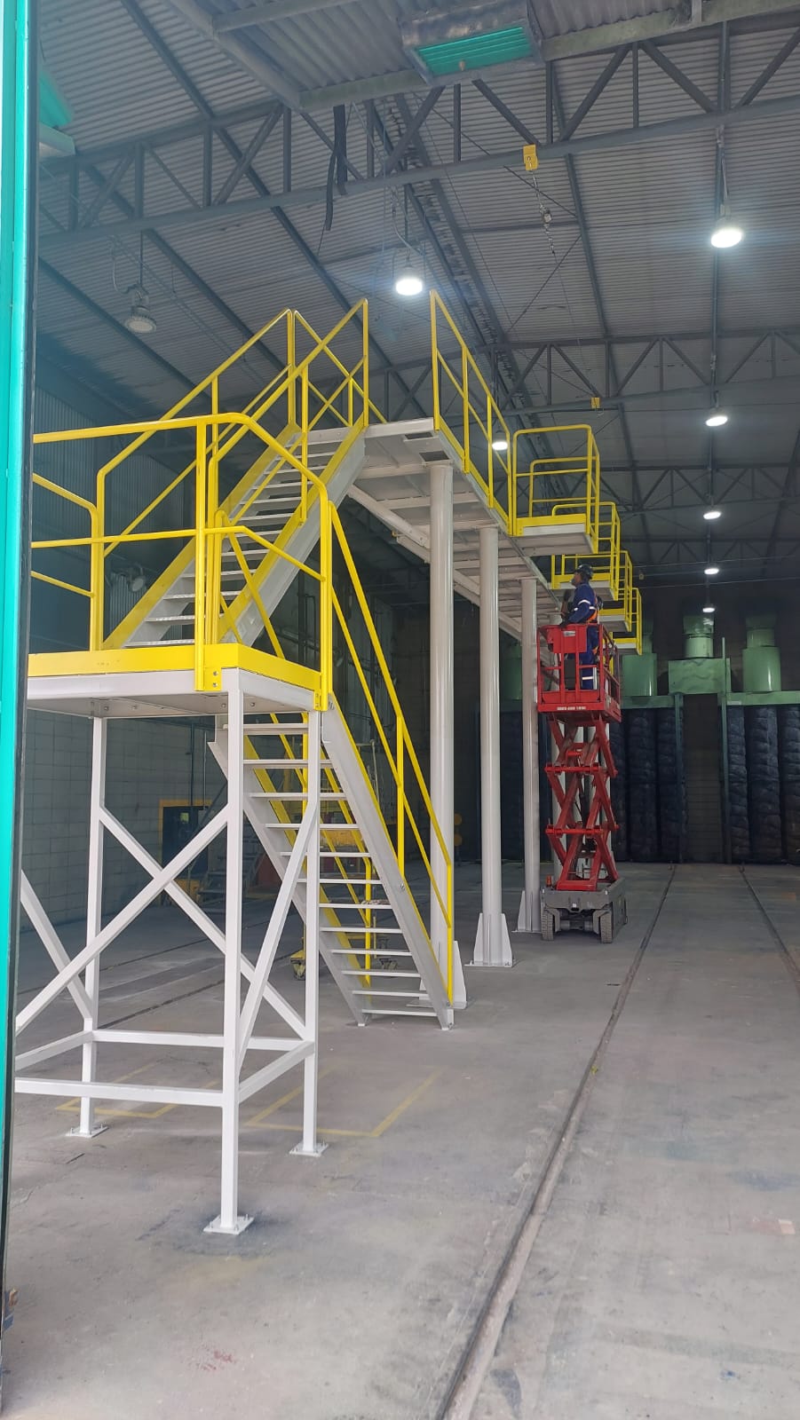 Inspeção de plataformas industriais